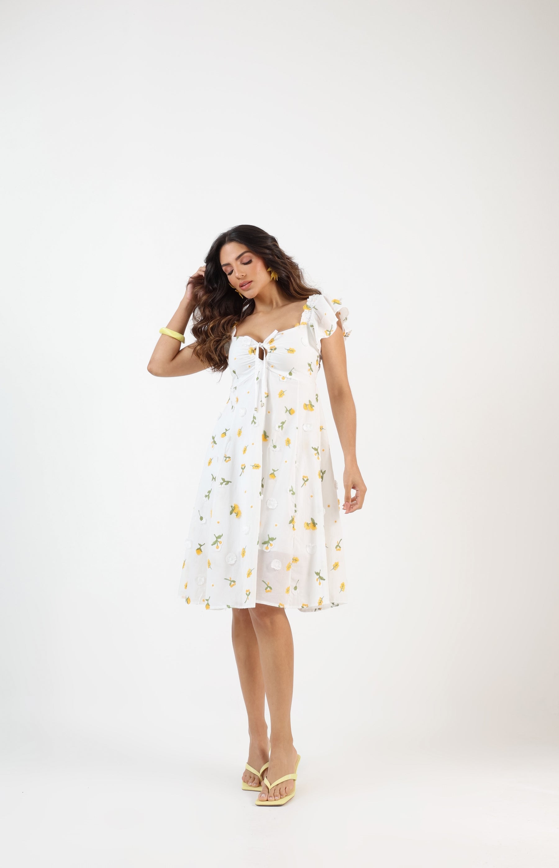 VESTIDO CURTO LAISE BORDADO 3D