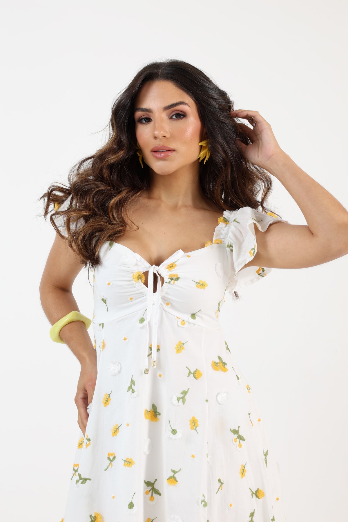 VESTIDO CURTO LAISE BORDADO 3D