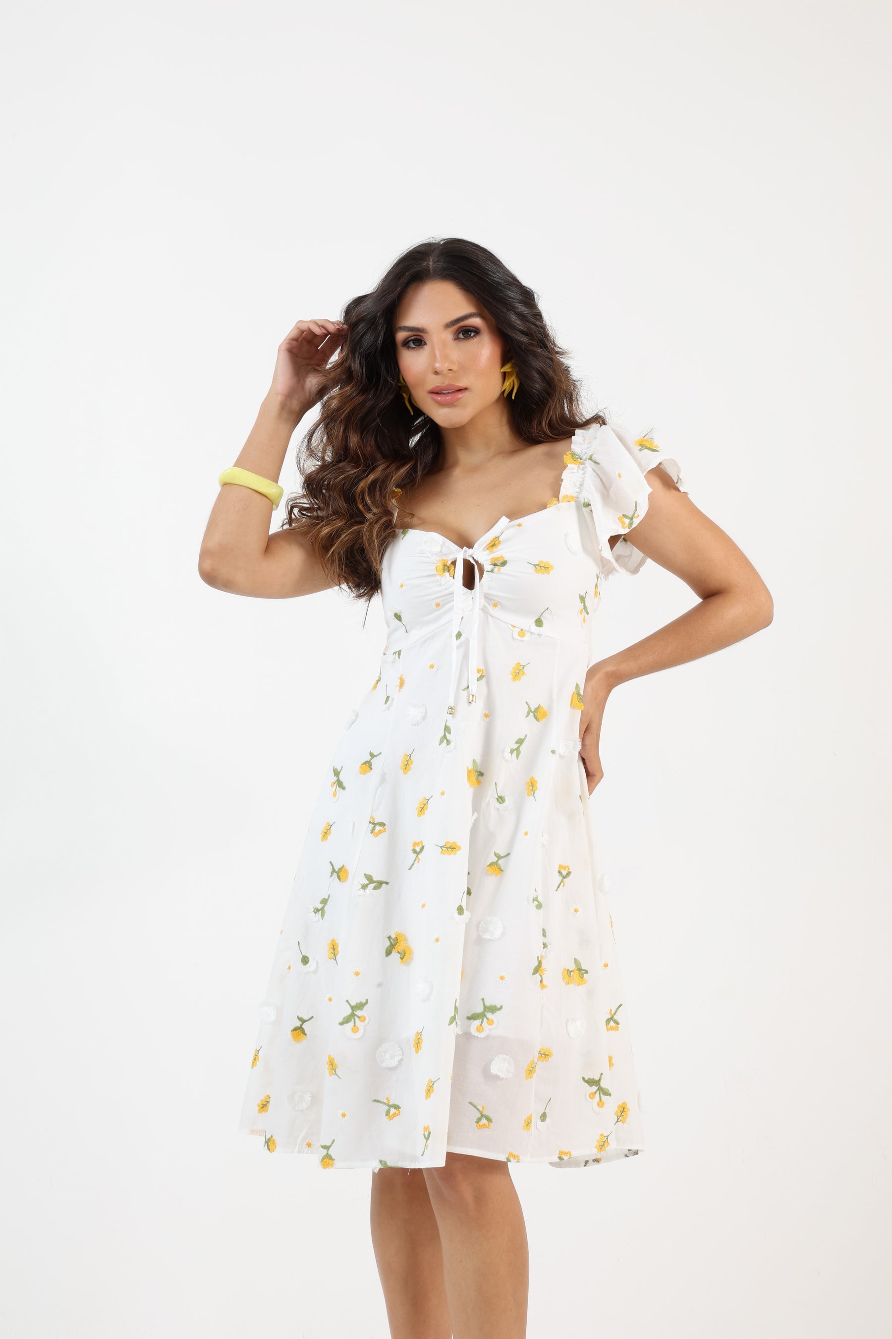 VESTIDO CURTO LAISE BORDADO 3D