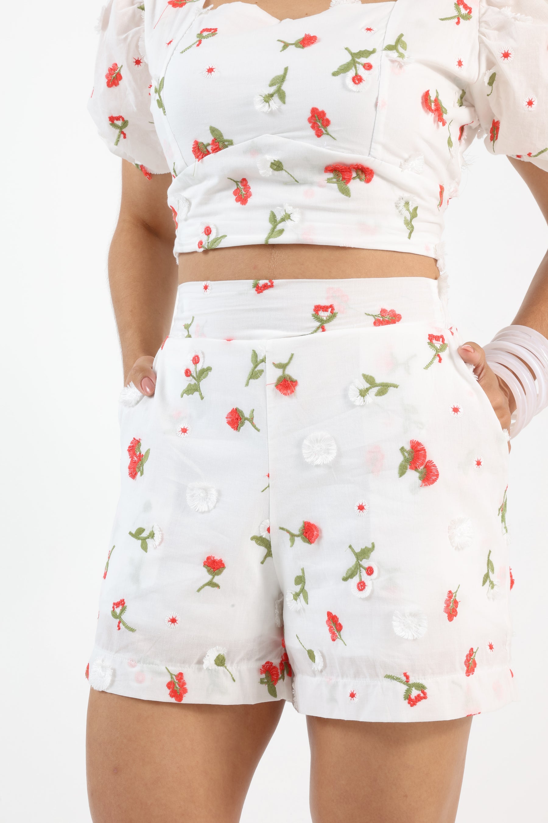 Conjunto Curto Laise Bordado 3D